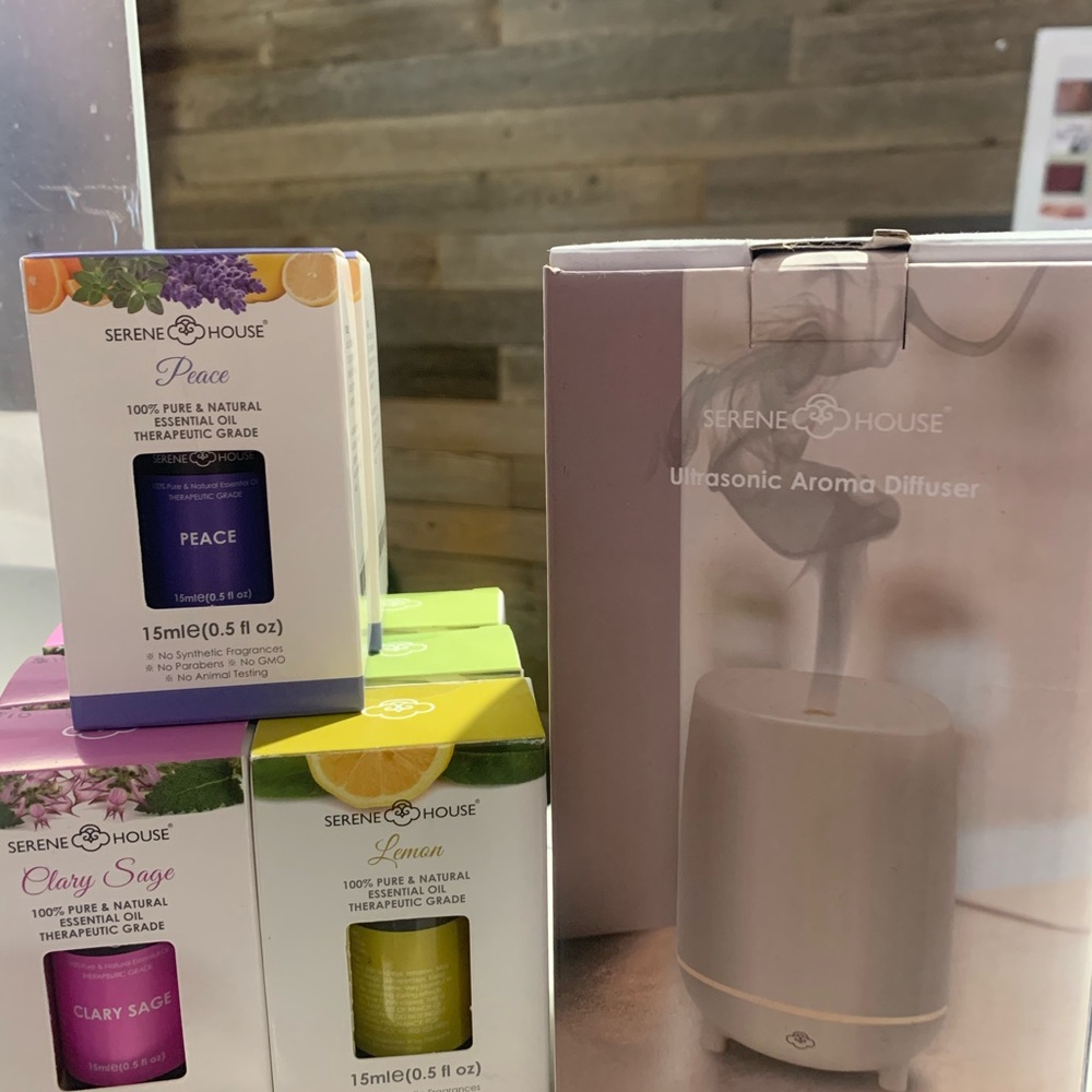Serene House Ultrasonic Aroma Diffuserโ